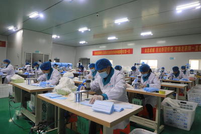 商城縣:8天投產(chǎn)!日產(chǎn)口罩40萬只